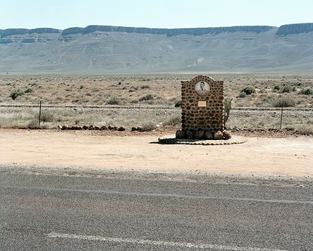 Alt